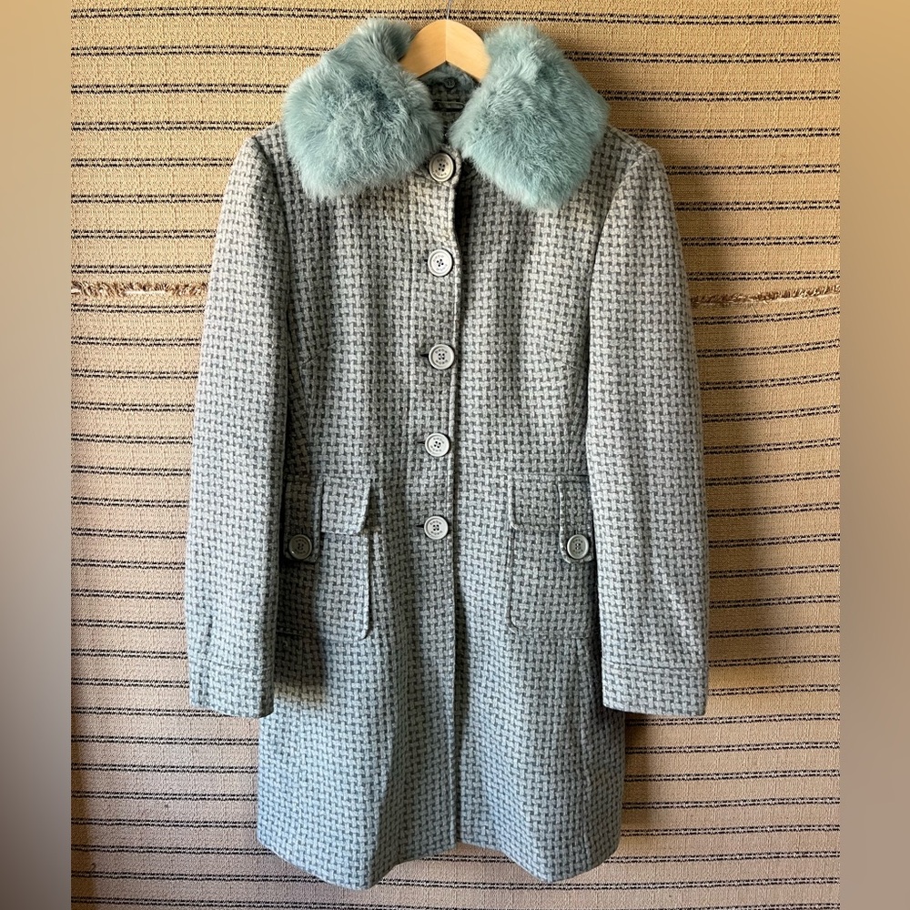 Y2K Bebe Light Blue 100% Wool Coat with Blue Faux Fur Detachable Collar